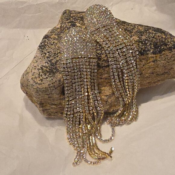 New FP Zsa Zsa Dangle Earrings – Golden Rays Multi Strand Rhinestone - Picture 6 of 9